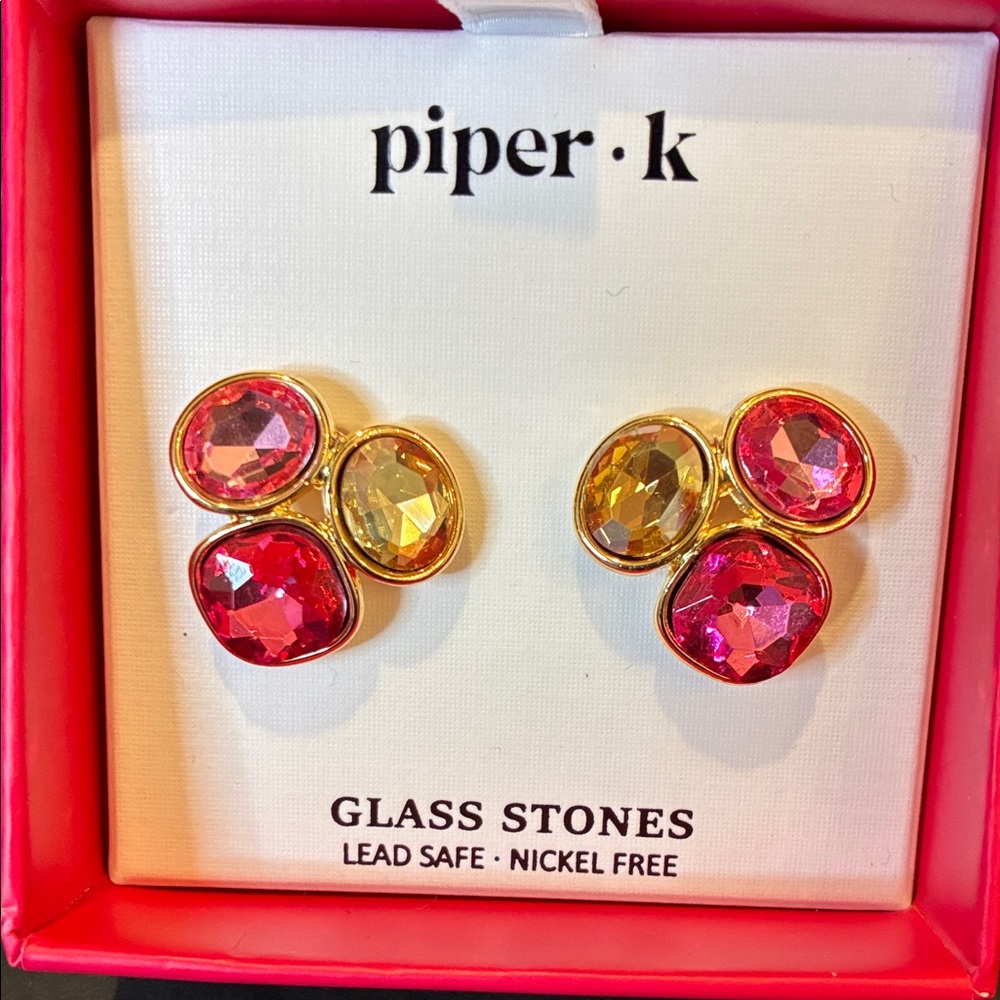 Piper K Pink and Gold Glass Stone Earrings  Valentine’s 💘 Day